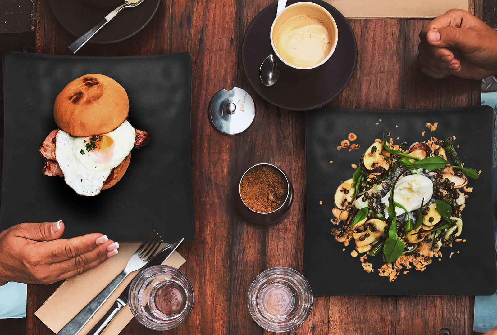 SET VAJILLA DE MELAMINA NEGRA JET BLACK SKU : 105-018-927