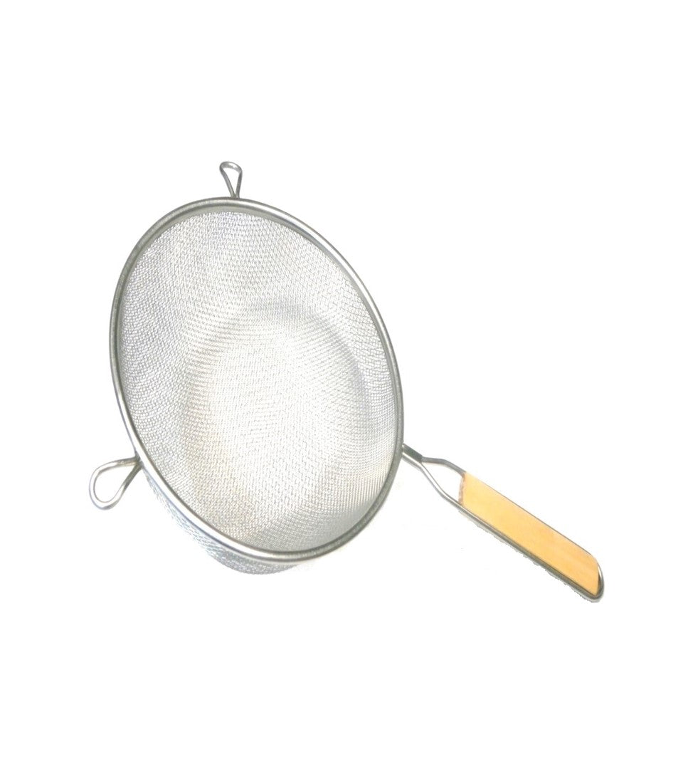 COLADOR ACERO INOXIDABLE 18CM MALLA DOBLE/MGO MAD SKU : 022-003-004